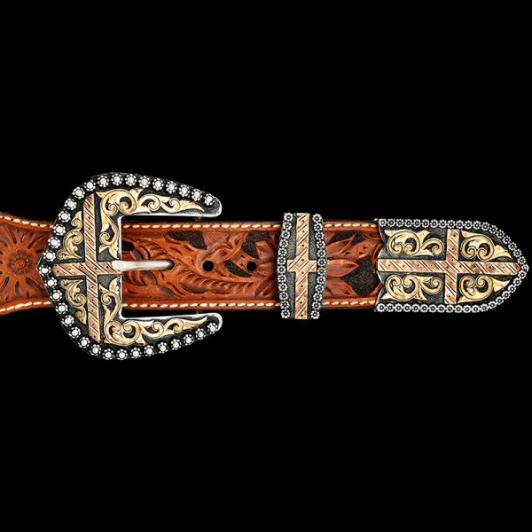 Ruidoso, Show off your vaquero style with our "Ruidoso" buckle. This buckle is hand crafted on a German silver base, detailed wtih copper and gold hand en